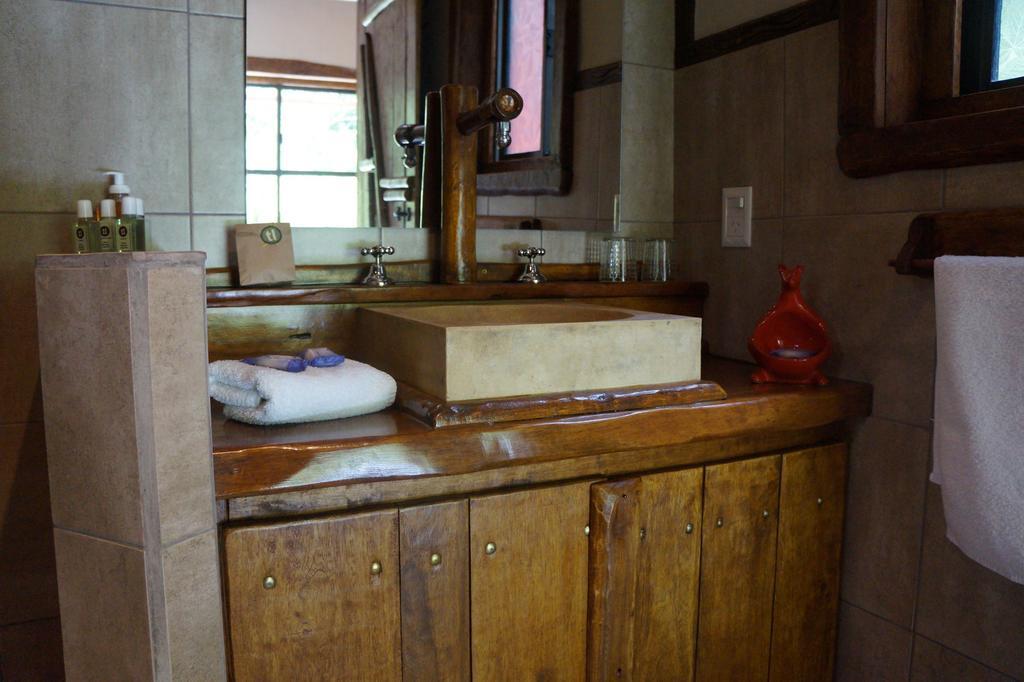 Tacuara Lodge Обера Номер фото