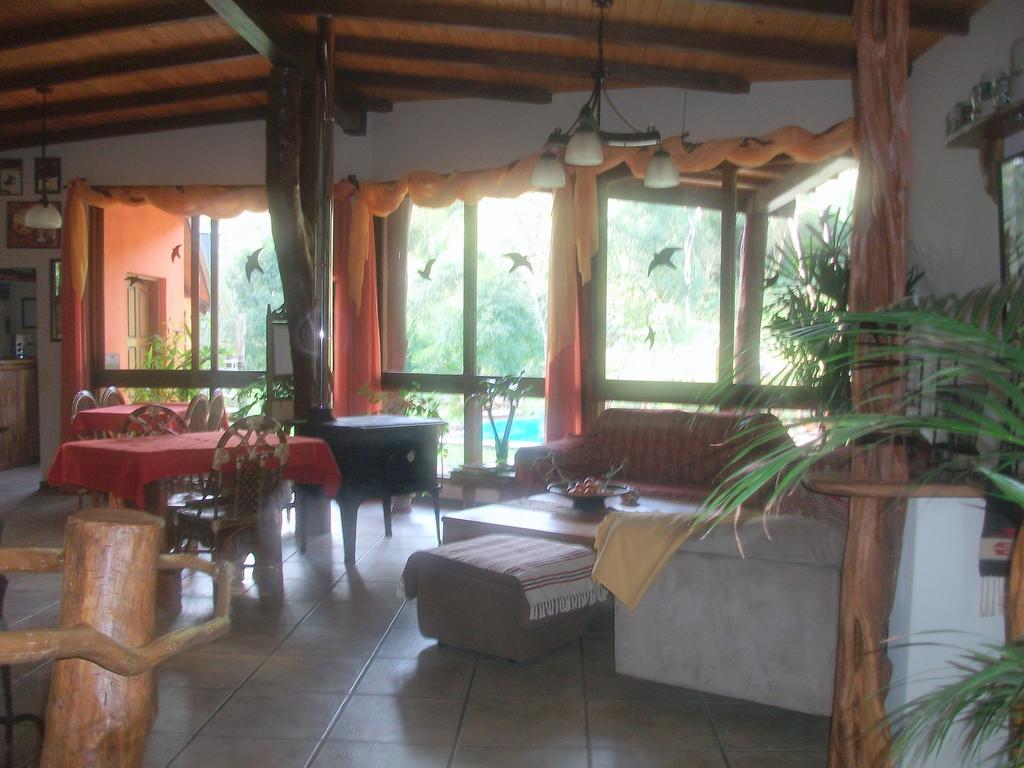 Tacuara Lodge Обера Екстер'єр фото